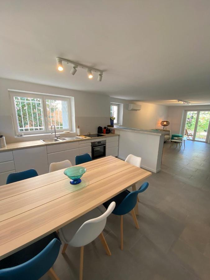 Appartement Rez De Villa Proche Port Et Plages De Sanary 외부 사진