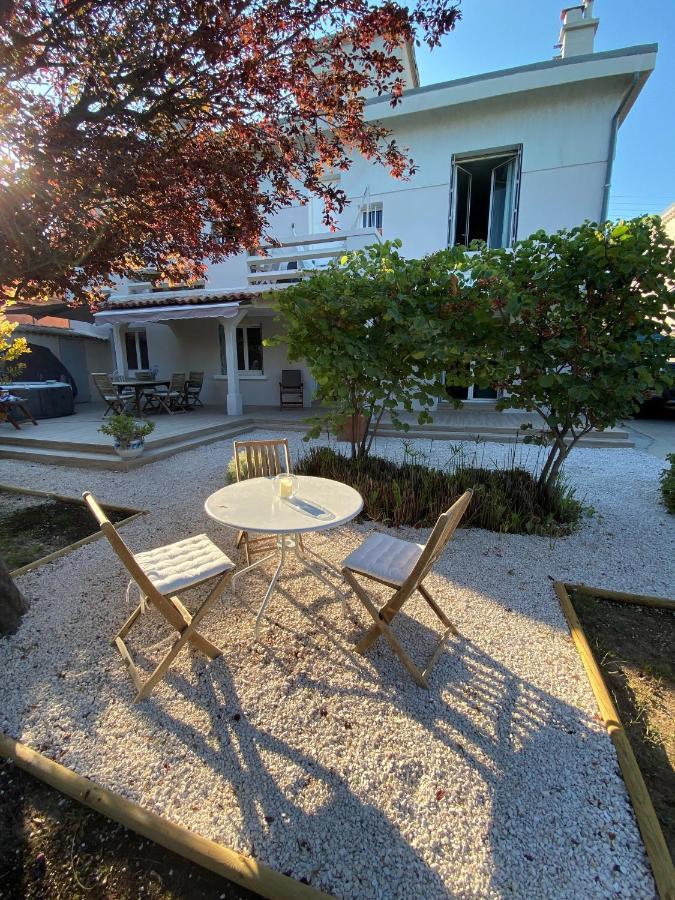 Appartement Rez De Villa Proche Port Et Plages De Sanary 외부 사진